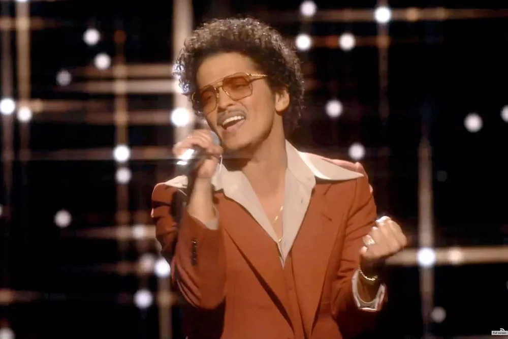 Bruno Mars’ Journey in the Music Industry Without Autotune
